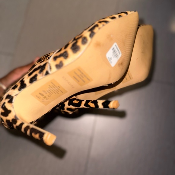 ‼️SALE‼️ Express leopard heeled booties - Picture 5 of 5